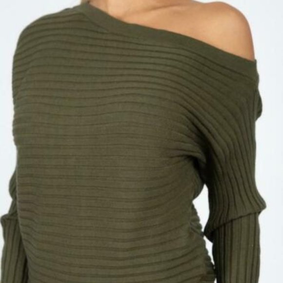 Ribbed Knit Slouch Shoulder Sweater - Picture 4 of 8